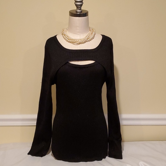 Shirt - Picture 1 of 4